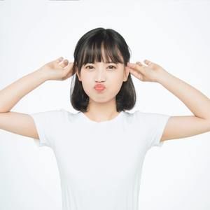 Meet your Posher, Yujia